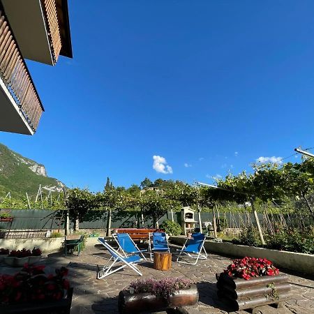Appartamento Lucia Torbole Sul Garda Luaran gambar