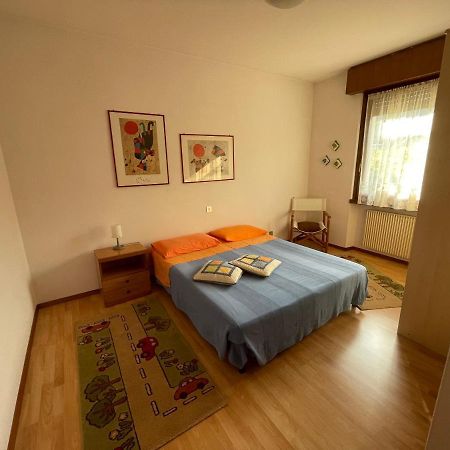 Appartamento Lucia Torbole Sul Garda Luaran gambar