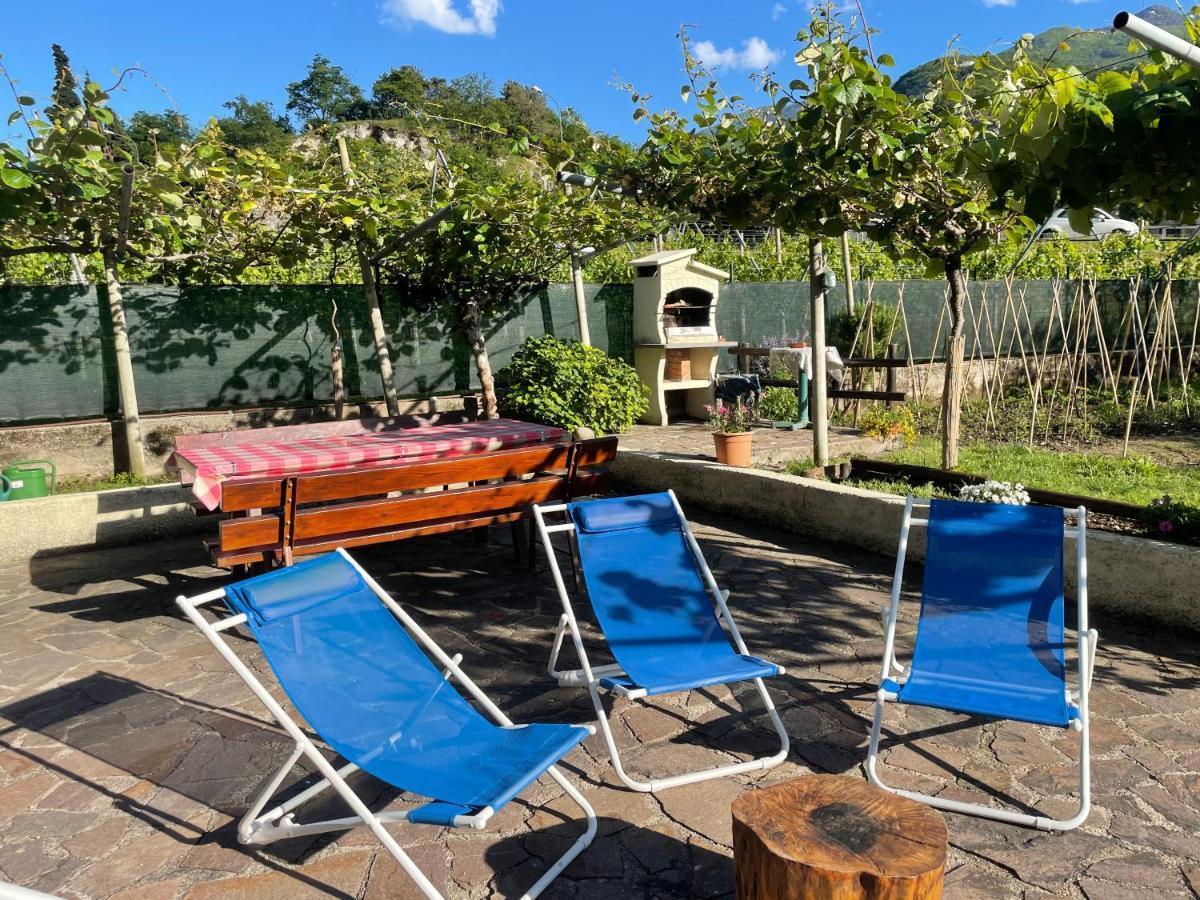 Appartamento Lucia Torbole Sul Garda Luaran gambar