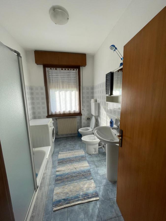 Appartamento Lucia Torbole Sul Garda Luaran gambar